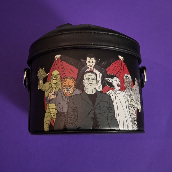 Cakeworthy Universal Monsters Purse - Picture 3 of 8